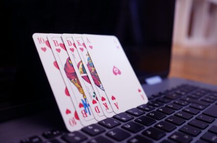 sweepstakes casino poker